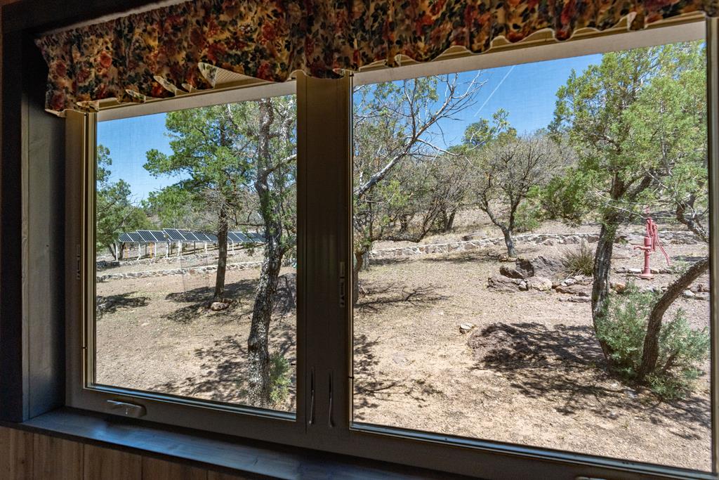 203 Broken Spoke, Fort Davis, Texas image 48