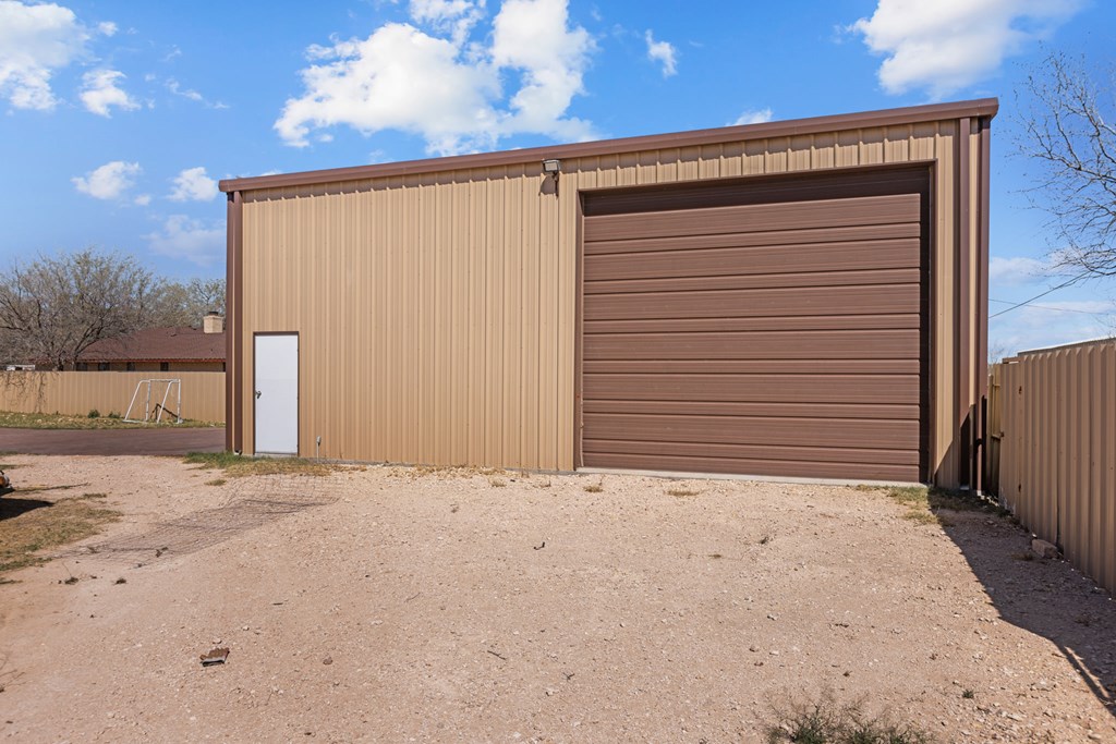 2340 N Rebecca Ave, Odessa, Texas image 44