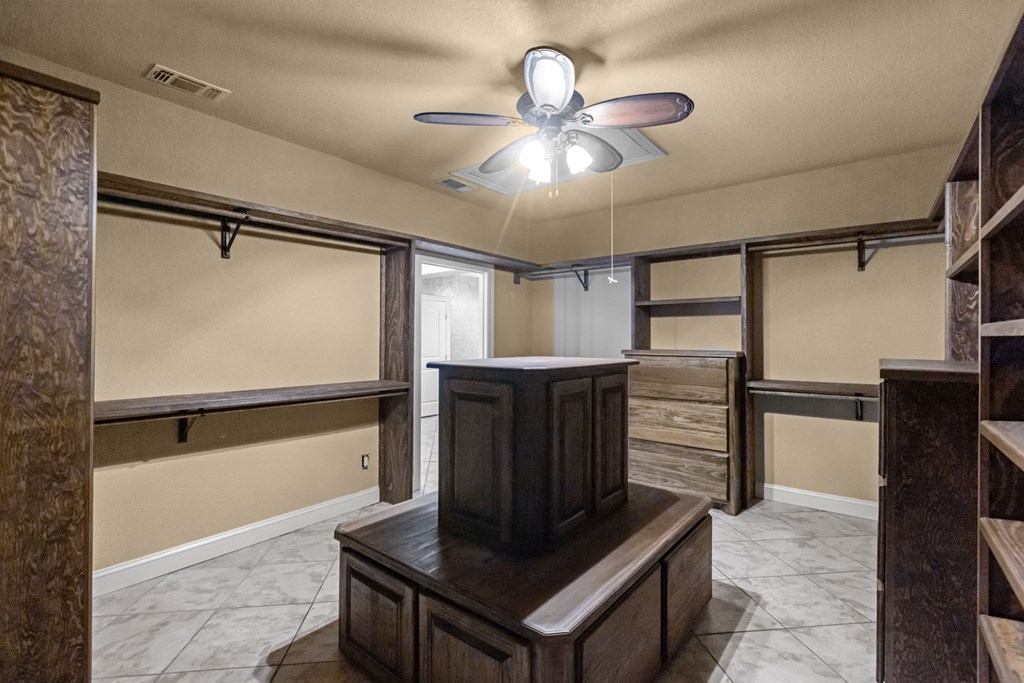 2340 N Rebecca Ave, Odessa, Texas image 28