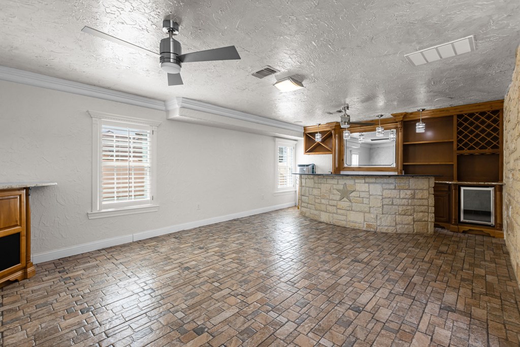 2340 N Rebecca Ave, Odessa, Texas image 32
