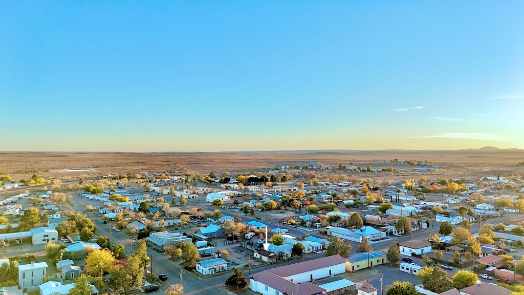 205 E Dallas St, Marfa, Texas image 15