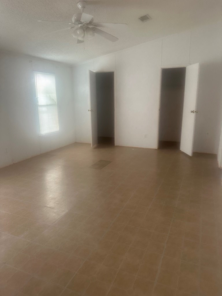 408 W 1st St, McCamey, Texas image 7