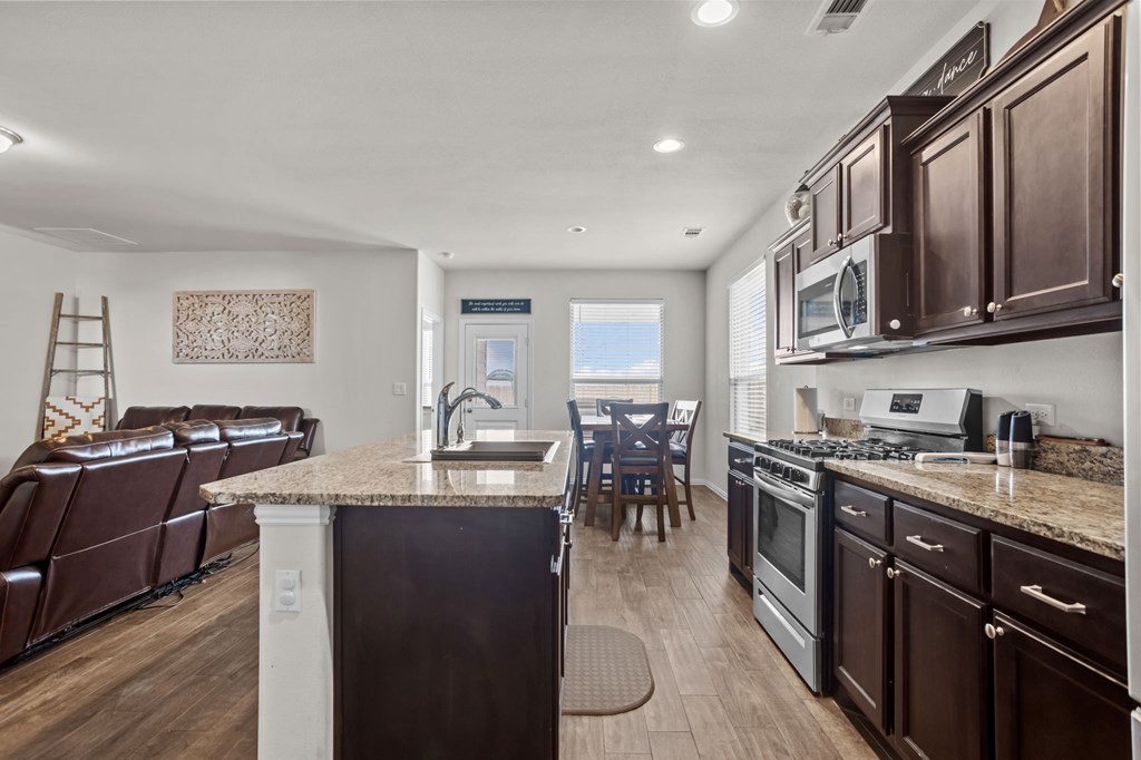 1725 Wrigley Dr, Odessa, Texas image 6