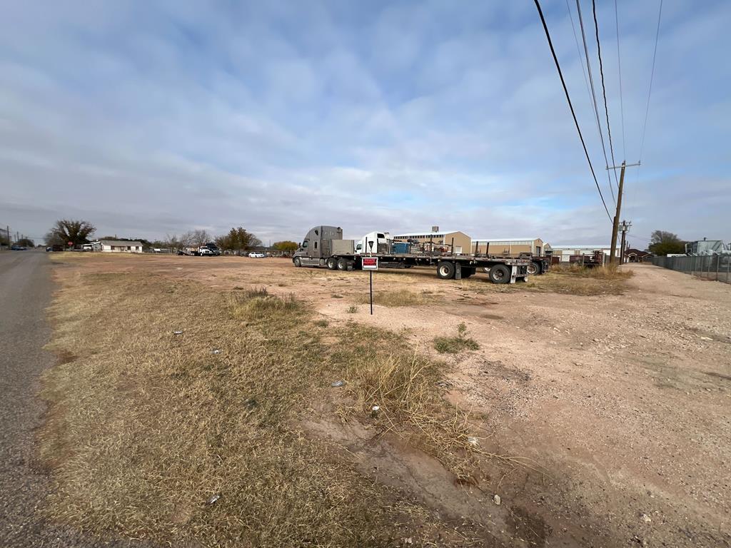 W 83rd St, Odessa, Texas image 8