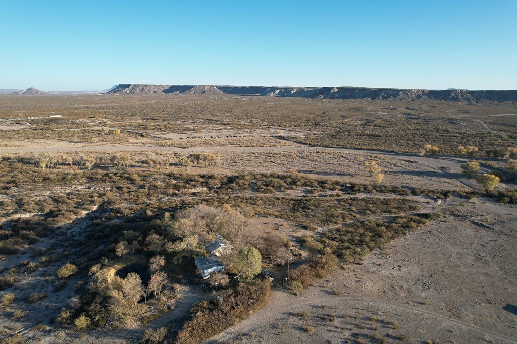 89 Alamito Creek Rd, Marfa, Texas image 5