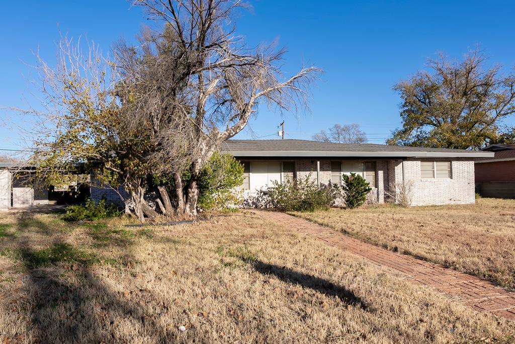 1010 NW 5th St, Andrews, Texas image 1