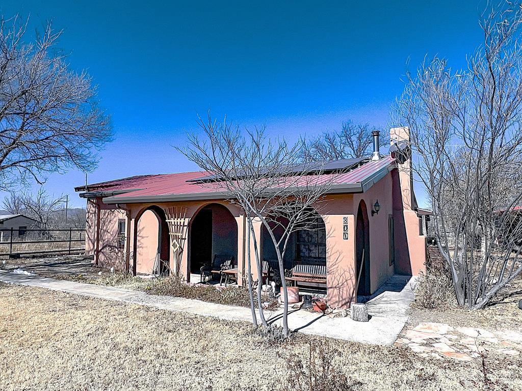 301 Airport Rd, Marathon, Texas image 1