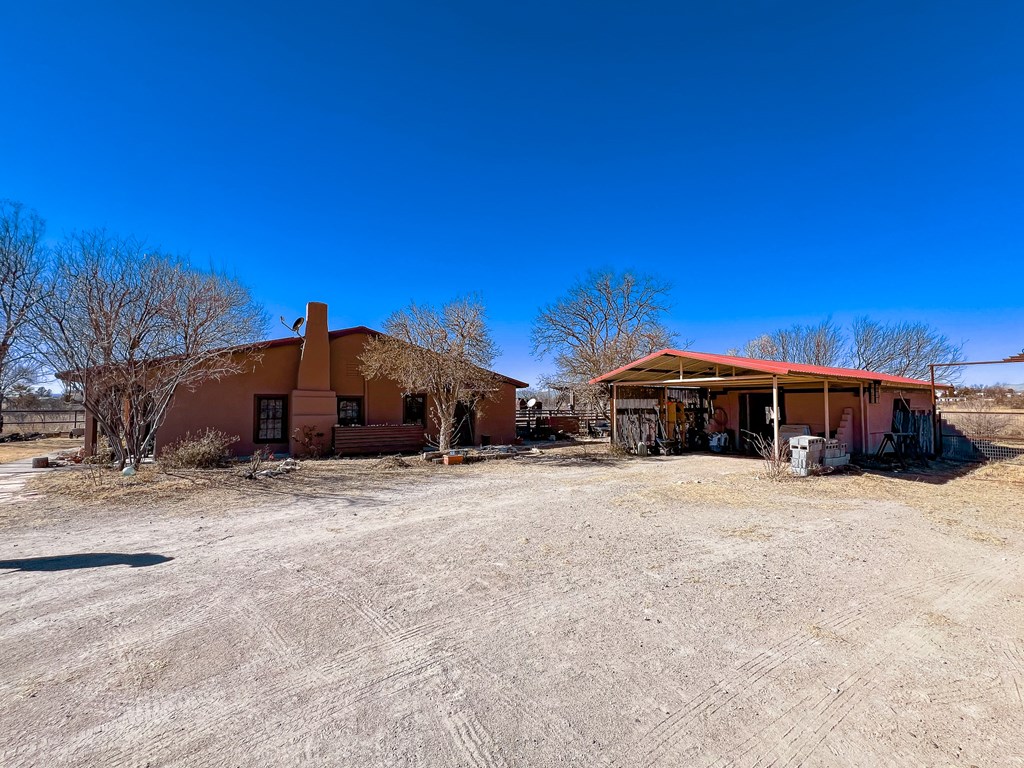 301 Airport Rd, Marathon, Texas image 32