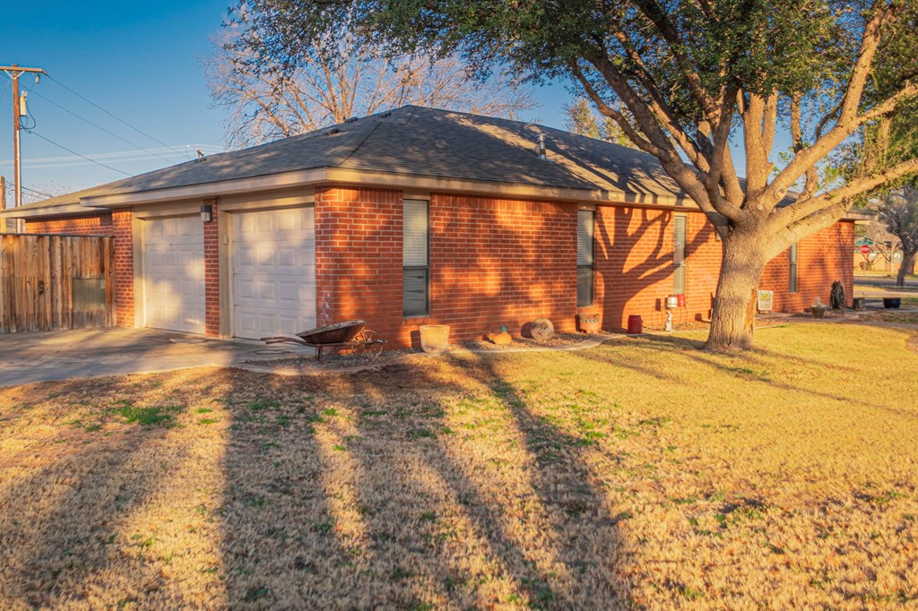 6 Opal Circle, Odessa, Texas image 5