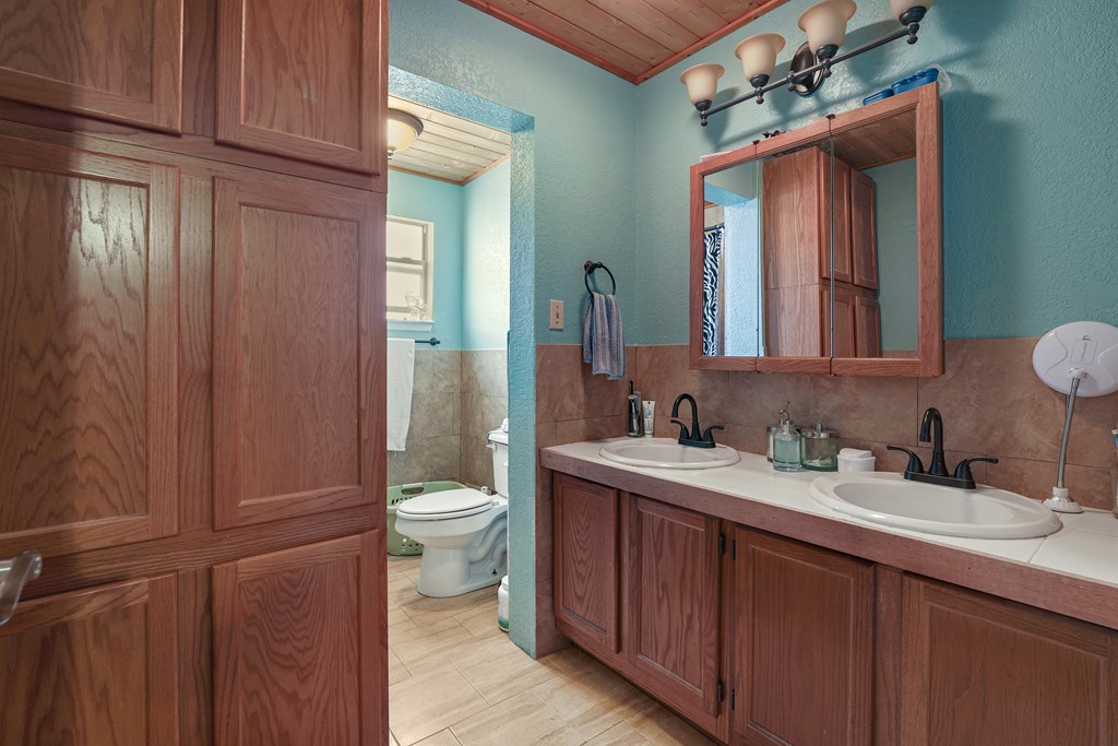 1203 N Texas St, Fort Stockton, Texas image 11