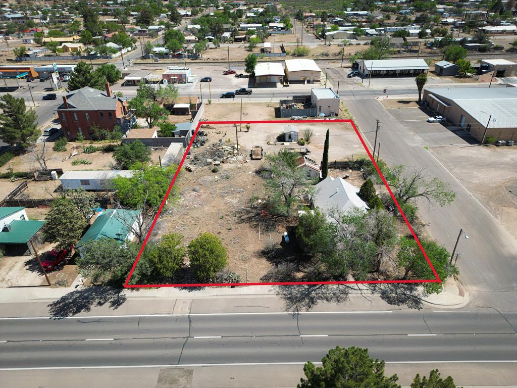 708 W Ave E Ave, Alpine, Texas image 4