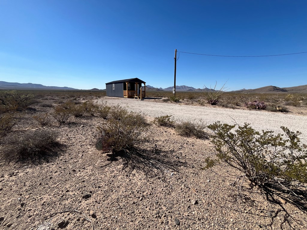 180 Indian Hot Springs Rd, Sierra Blanca, Texas image 4