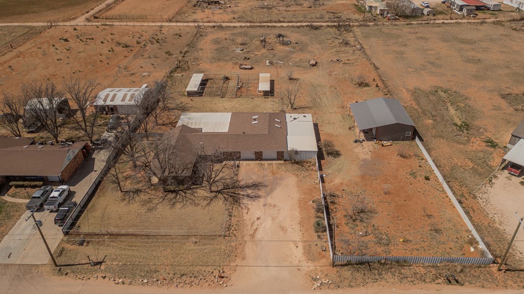 890 SE 2001, Andrews, Texas image 4