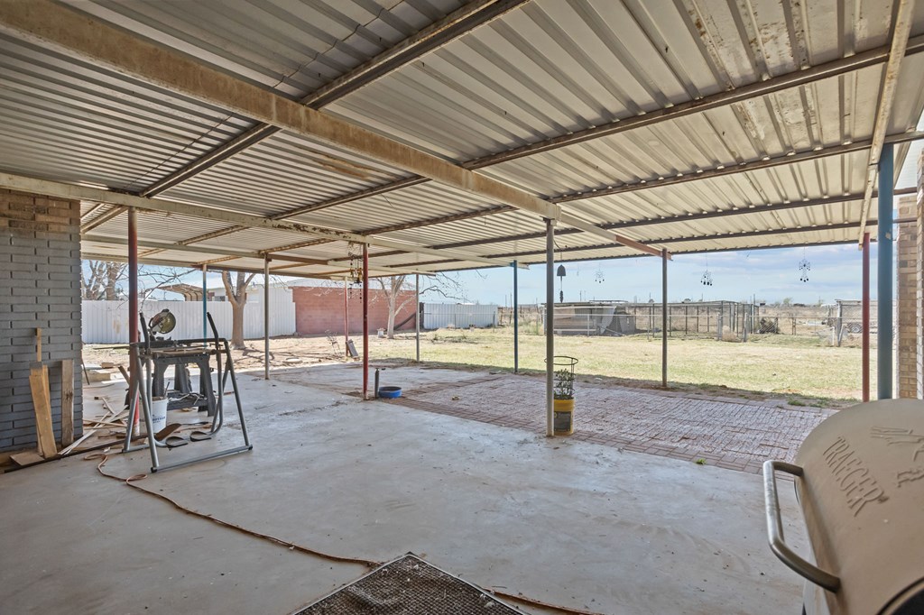 890 SE 2001, Andrews, Texas image 30