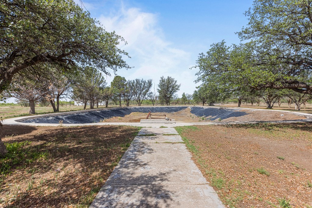 13606 W County Rd 177, Midland, Texas image 40