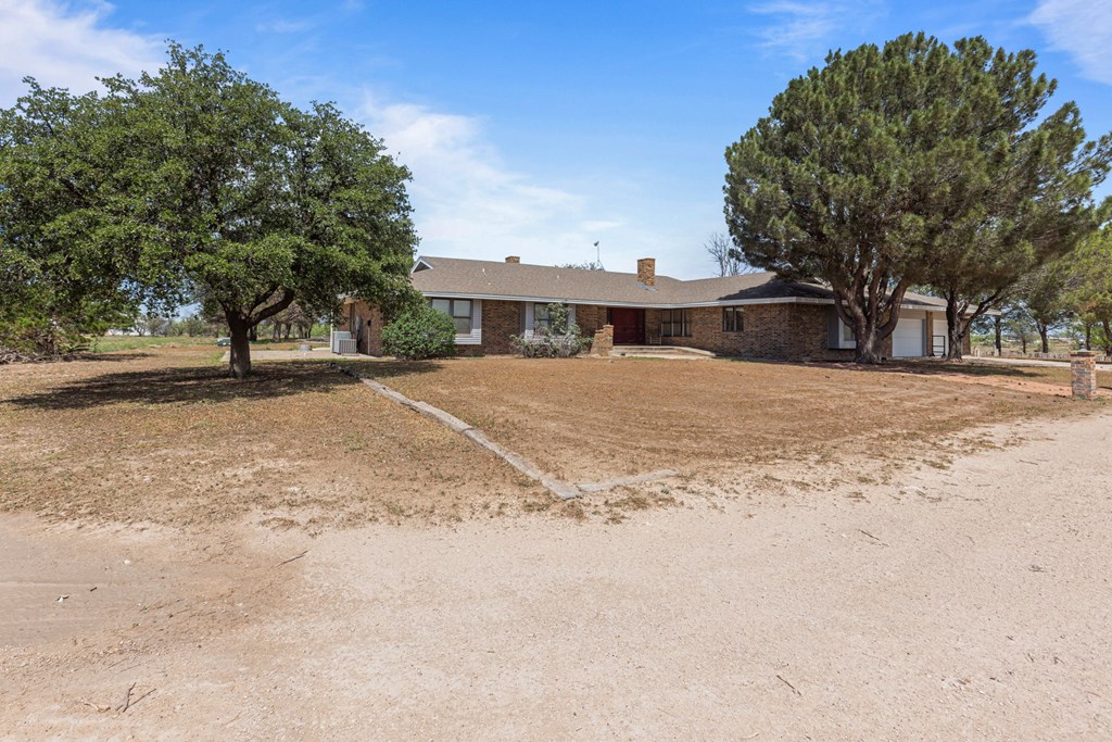 13606 W County Rd 177, Midland, Texas image 2