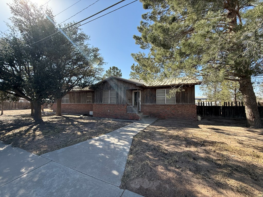 1020 Veterans Blvd, Pecos, Texas image 2