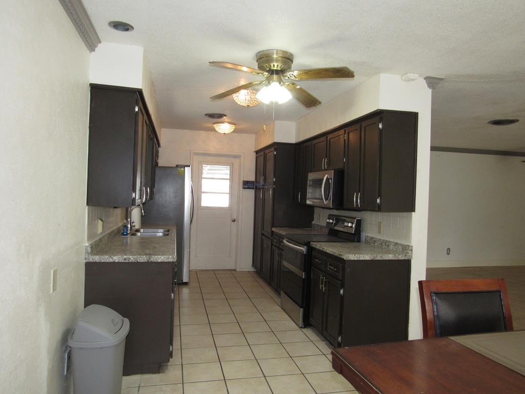 2810 Teakwood Drive, Odessa, Texas image 14