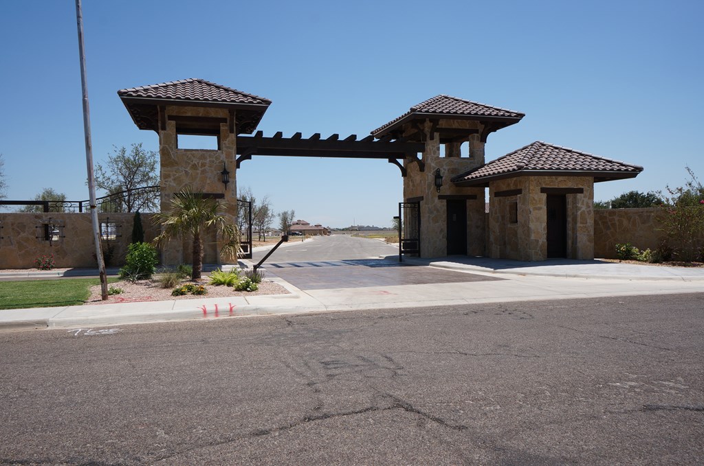 101 Bella Vista Circle, Odessa, Texas image 4