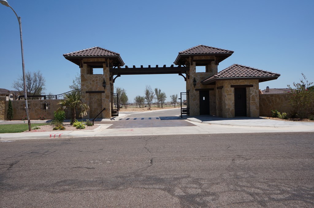 101 Bella Vista Circle, Odessa, Texas image 5