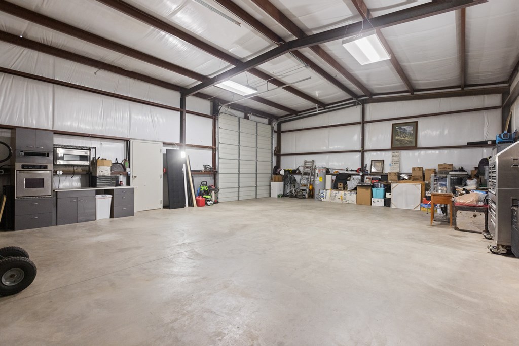 205 SE 1600, Andrews, Texas image 44