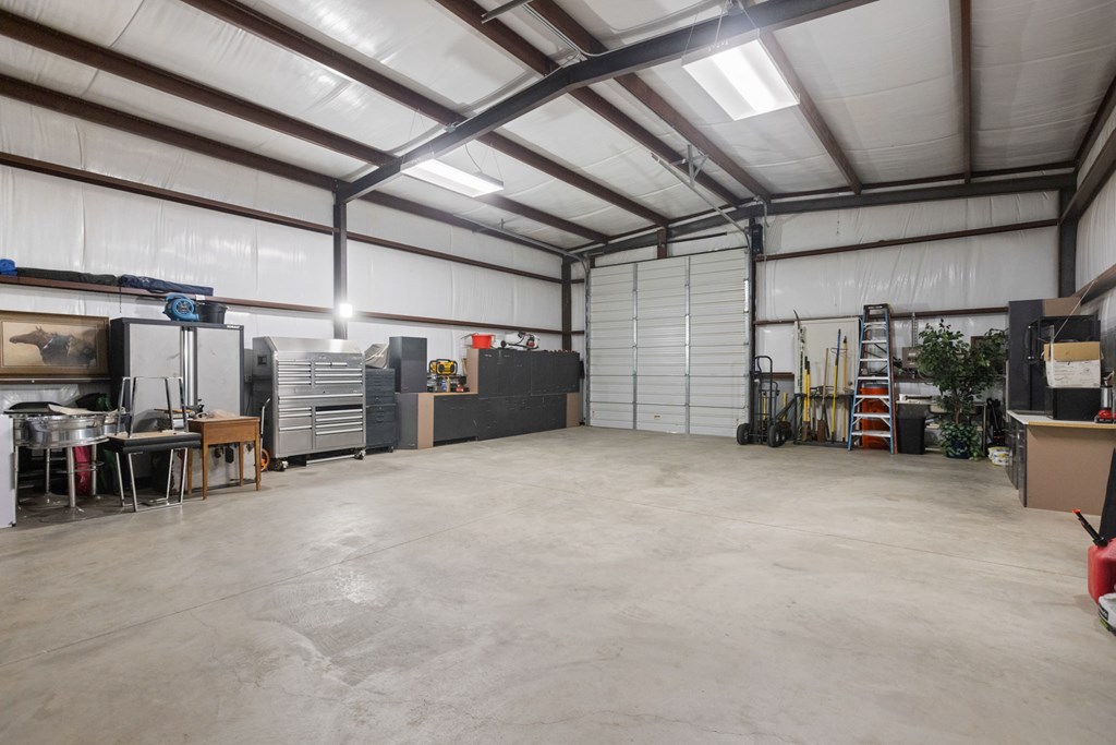 205 SE 1600, Andrews, Texas image 42