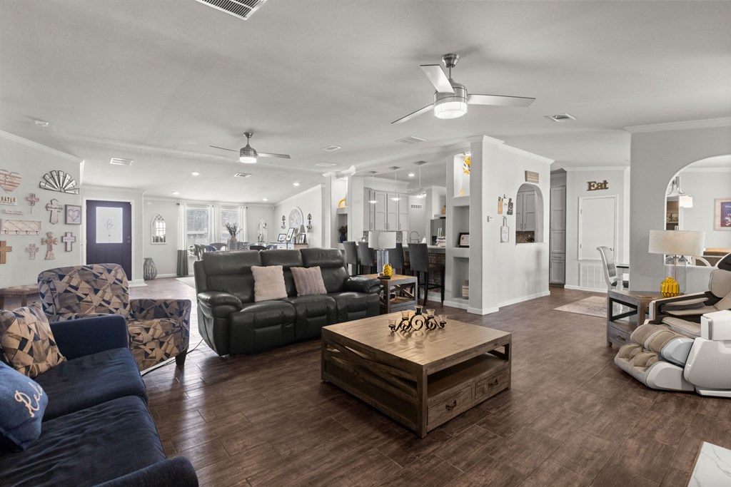 205 SE 1600, Andrews, Texas image 5