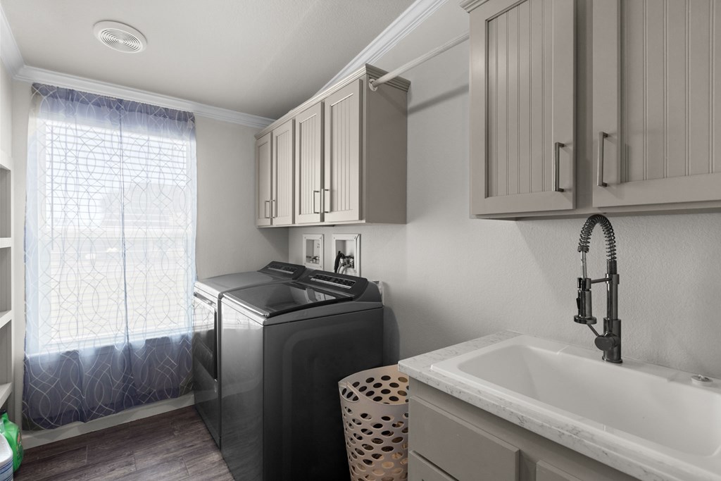 205 SE 1600, Andrews, Texas image 35