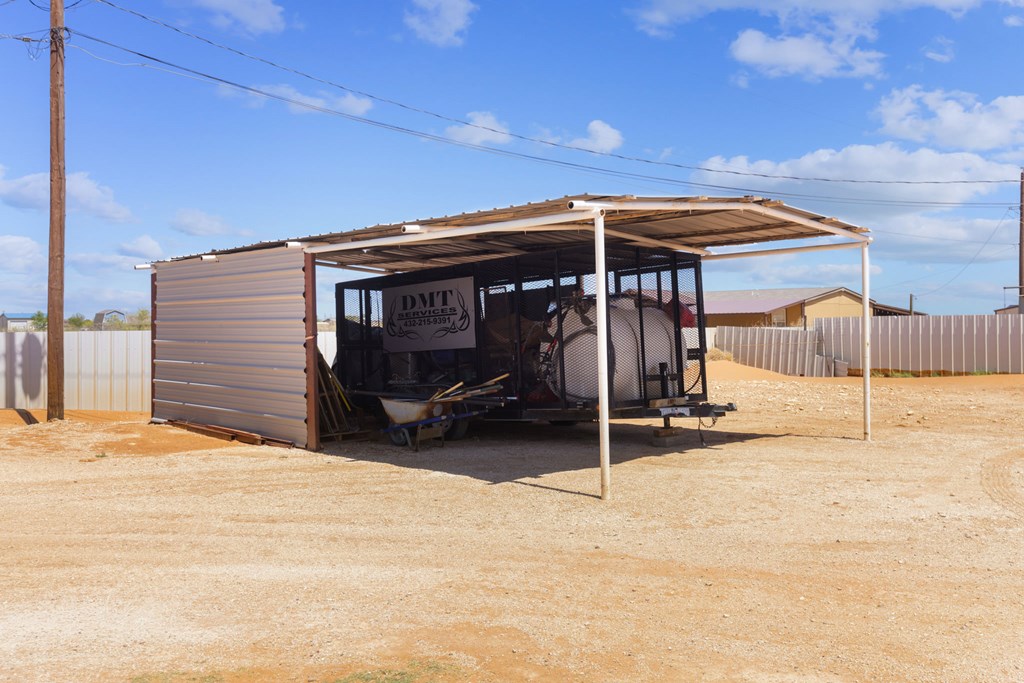 205 SE 1600, Andrews, Texas image 49