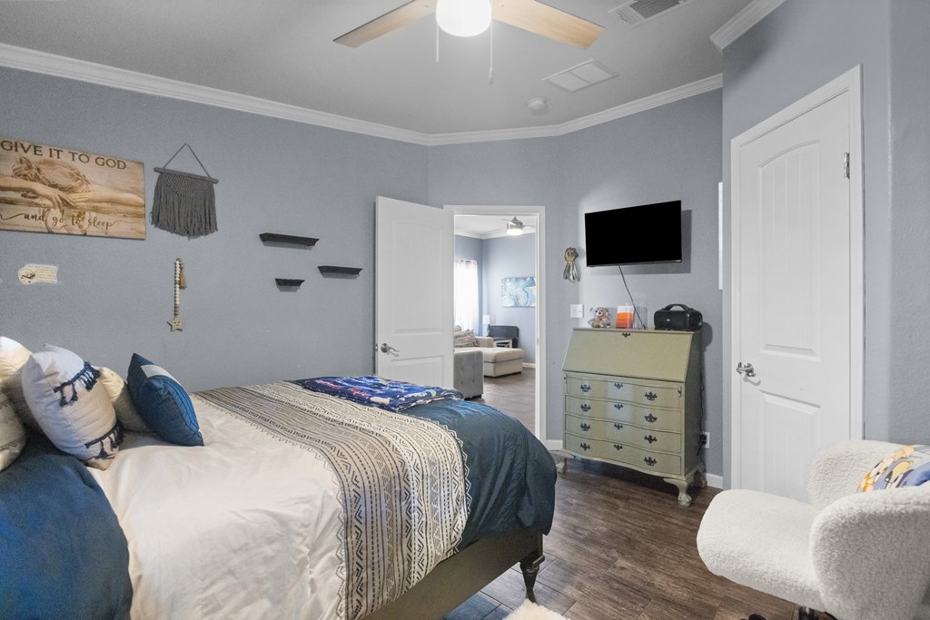 205 SE 1600, Andrews, Texas image 32