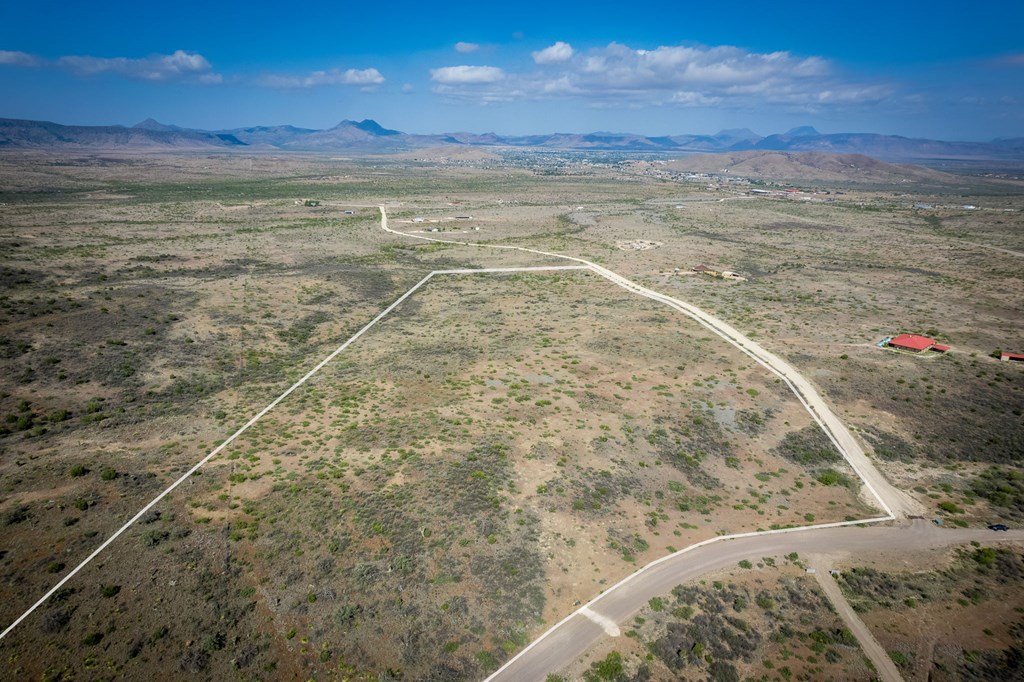 26 Antelope Drive, Alpine, Texas image 2