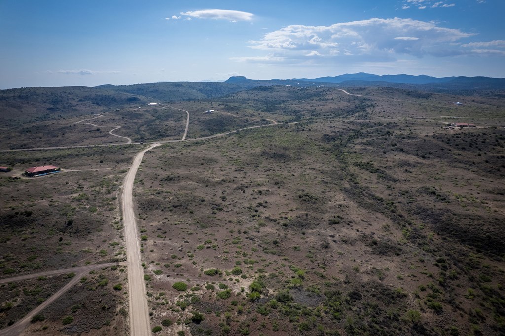 26 Antelope Drive, Alpine, Texas image 12