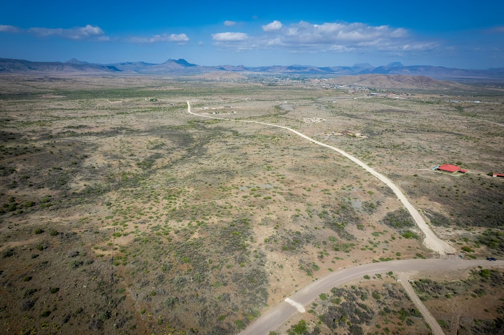 26 Antelope Drive, Alpine, Texas image 9