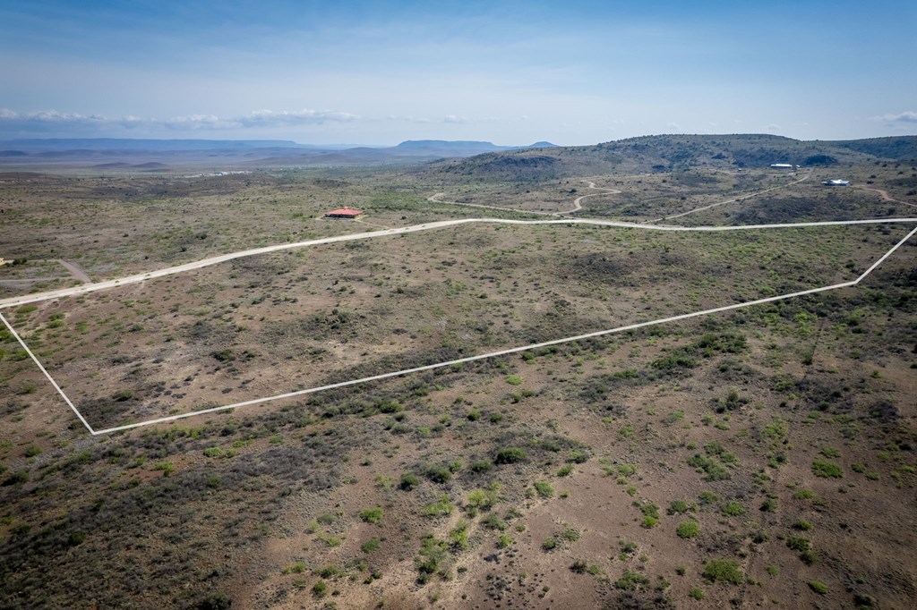 26 Antelope Drive, Alpine, Texas image 7