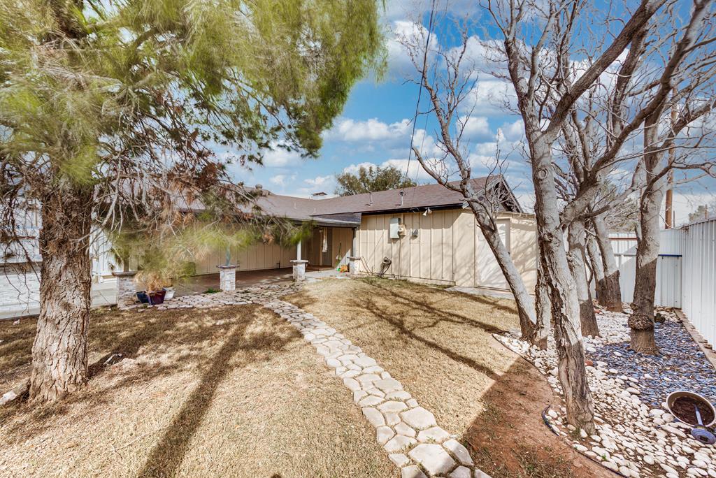 2202 Texas St, Pecos, Texas image 21