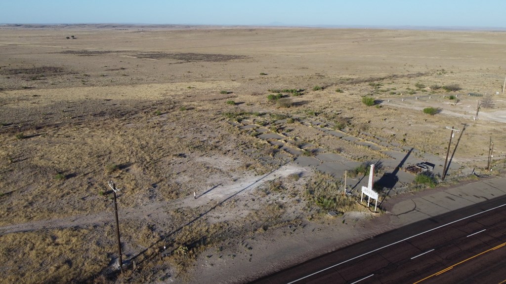 18428 W Hwy 90, Marfa, Texas image 4