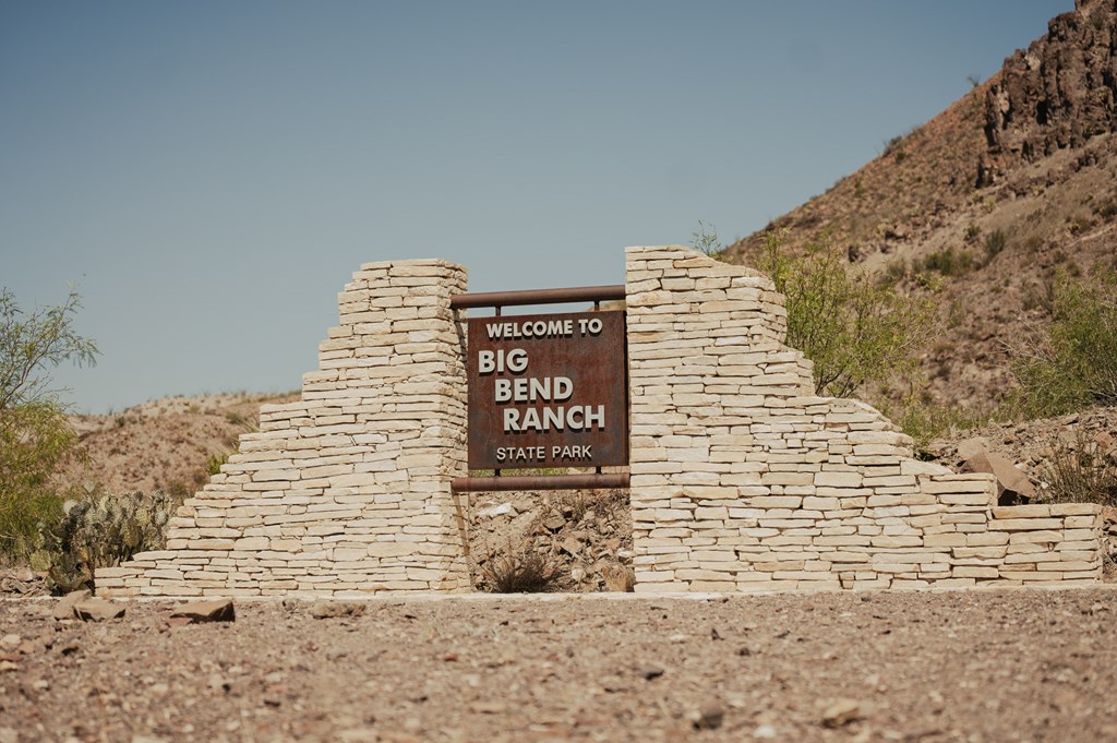 801 Boulder Ridge Loop, Terlingua, Texas image 45
