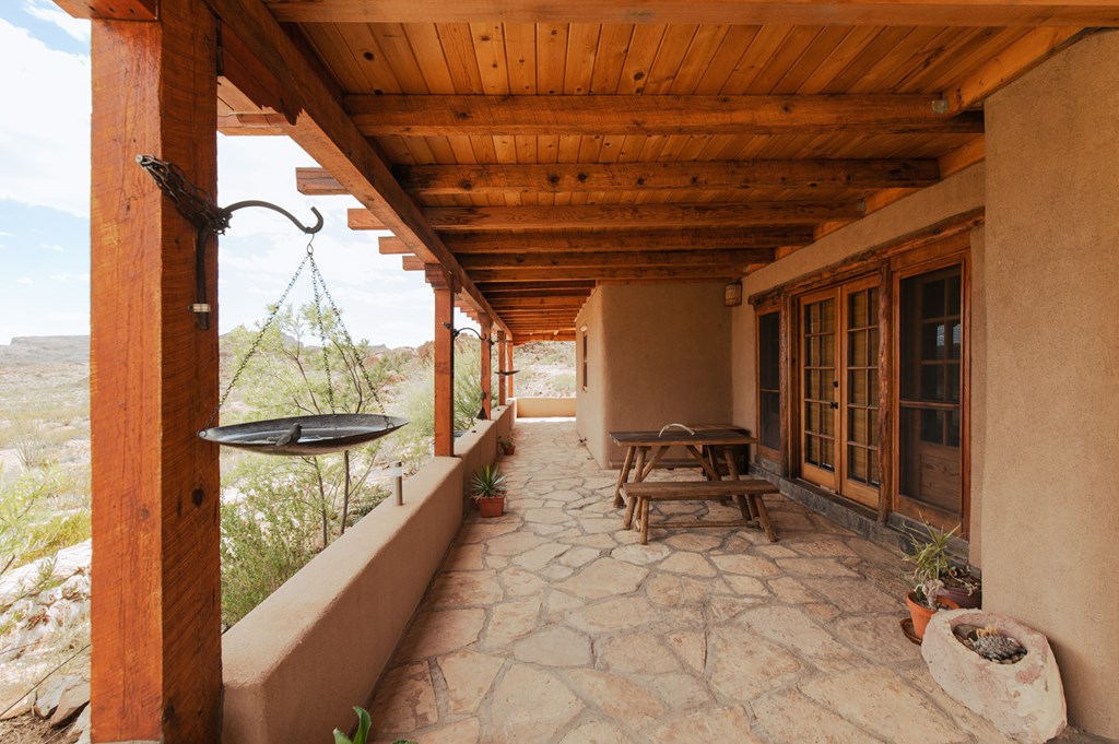801 Boulder Ridge Loop, Terlingua, Texas image 12