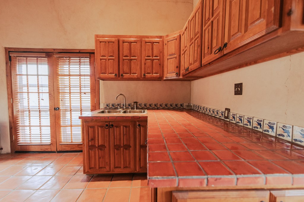 801 Boulder Ridge Loop, Terlingua, Texas image 38