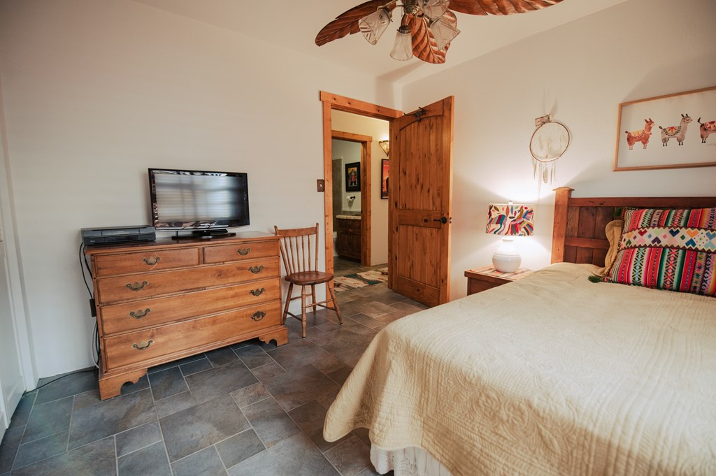 801 Boulder Ridge Loop, Terlingua, Texas image 27