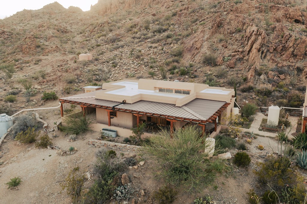 801 Boulder Ridge Loop, Terlingua, Texas image 11
