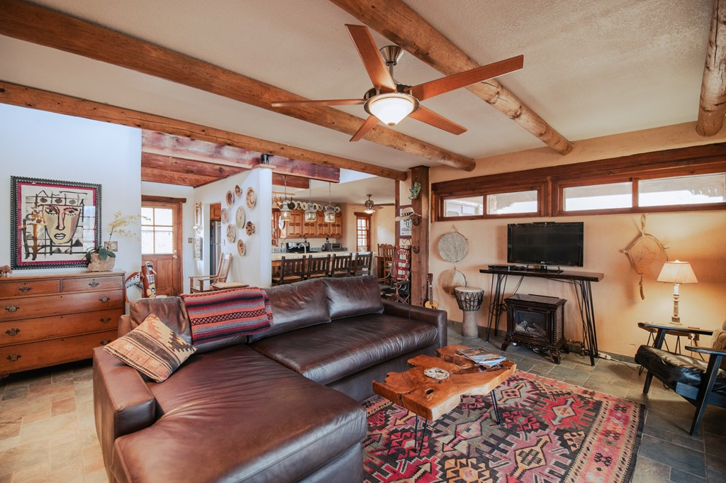 801 Boulder Ridge Loop, Terlingua, Texas image 16