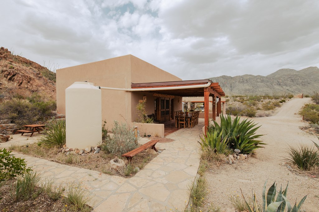 801 Boulder Ridge Loop, Terlingua, Texas image 9