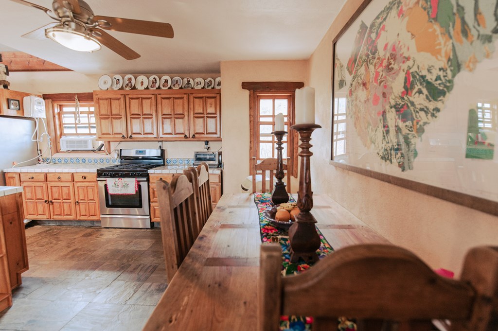 801 Boulder Ridge Loop, Terlingua, Texas image 19