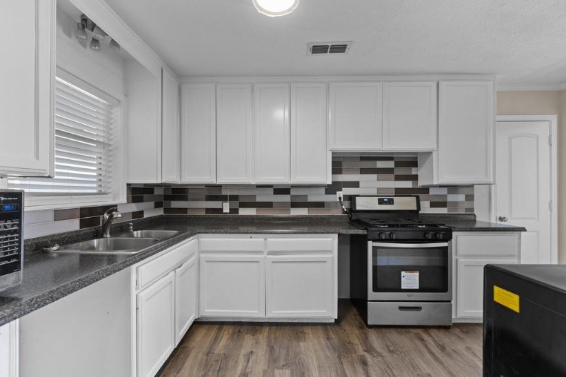 1405 E Century Ave, Odessa, Texas image 6