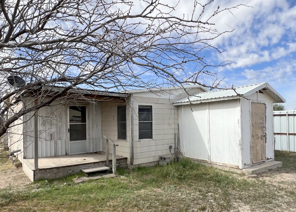 501 E 7th St, Fort Stockton, Texas image 9