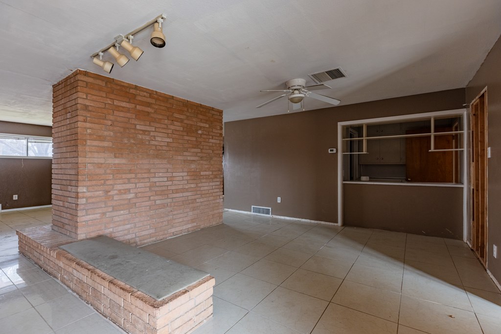 2617 E 17th St, Odessa, Texas image 4