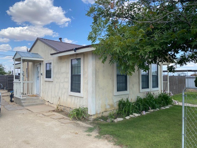 104 S Pauline St, Monahans, Texas image 2