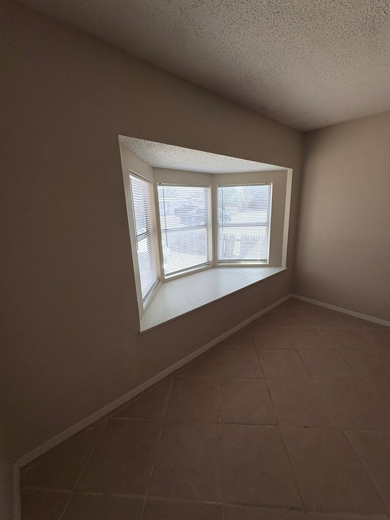 4702 Comanche Dr, Midland, Texas image 7