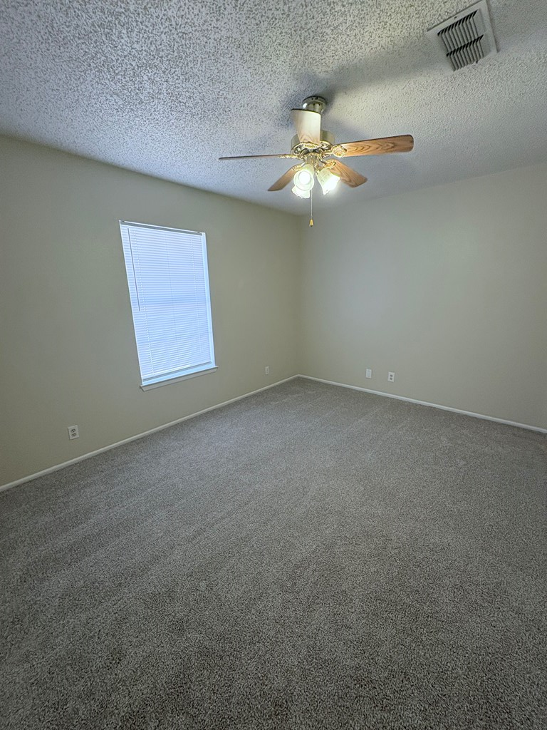 4702 Comanche Dr, Midland, Texas image 13